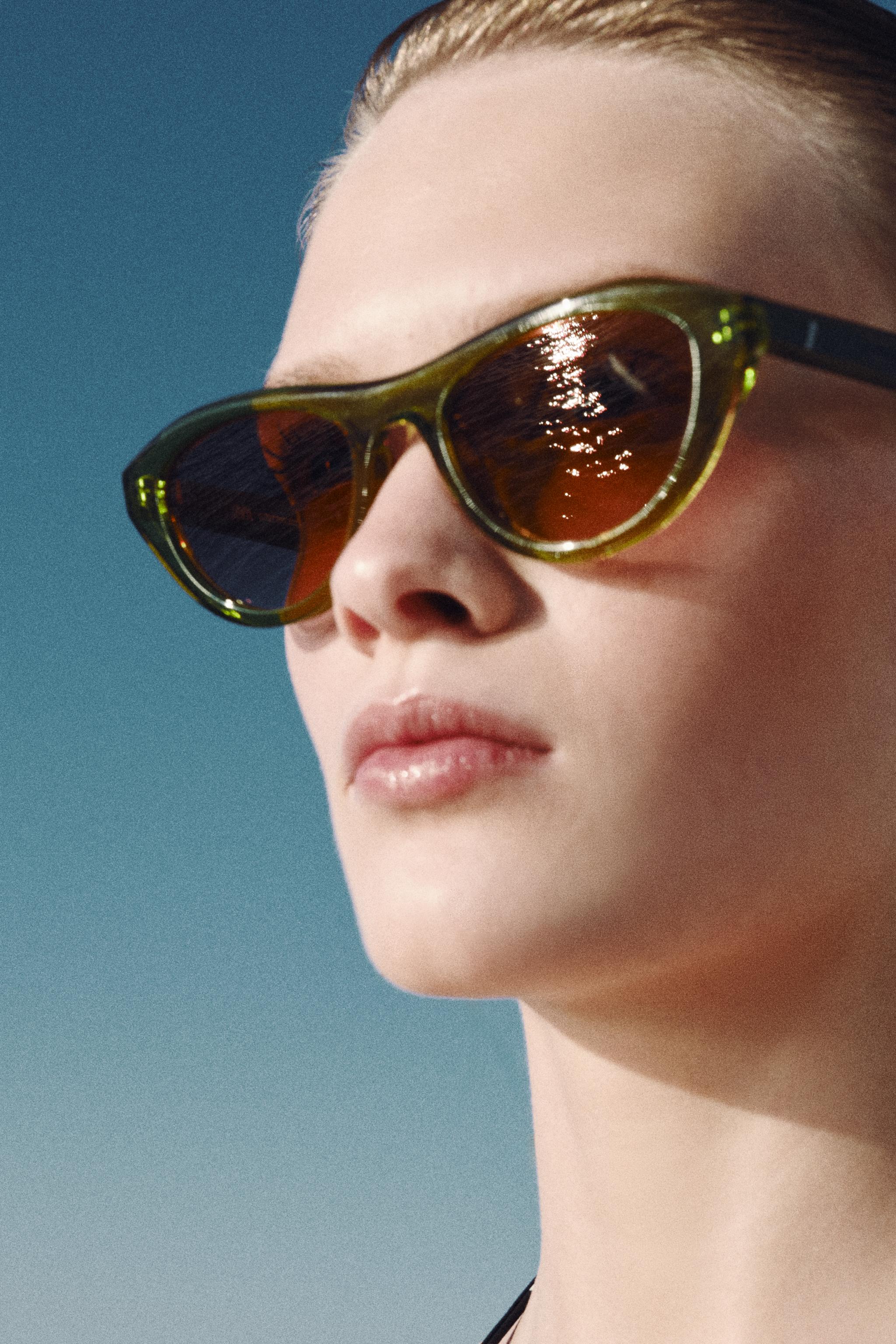 CAT EYE SUNGLASSES
